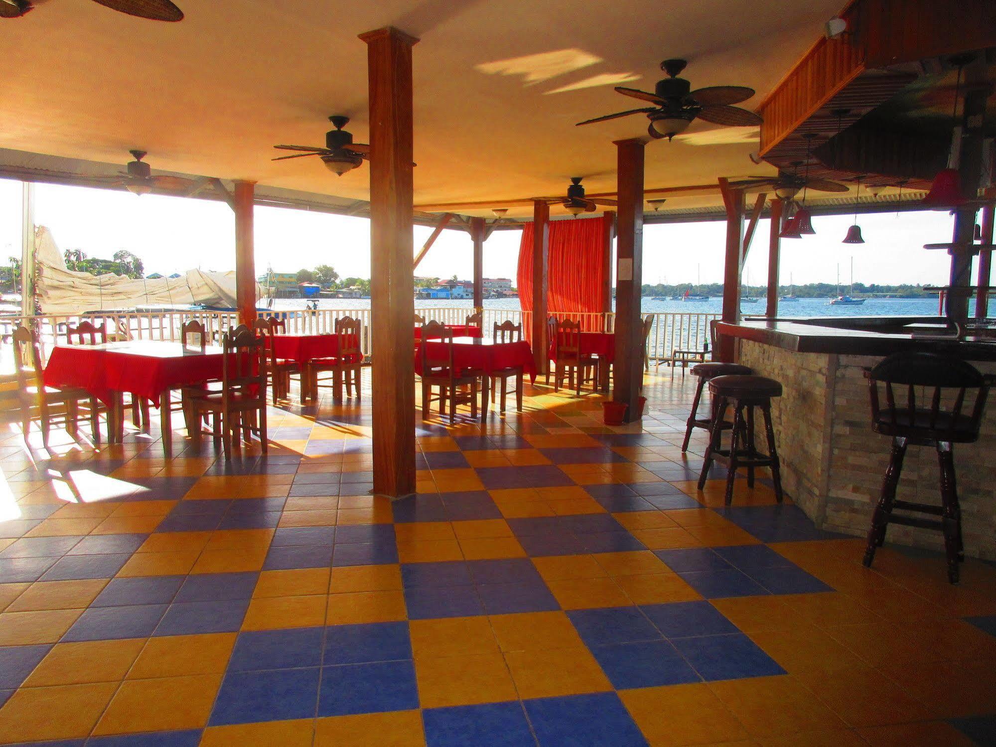 Los Balcones Over The Sea Hotel Bocas del Toro Exteriér fotografie
